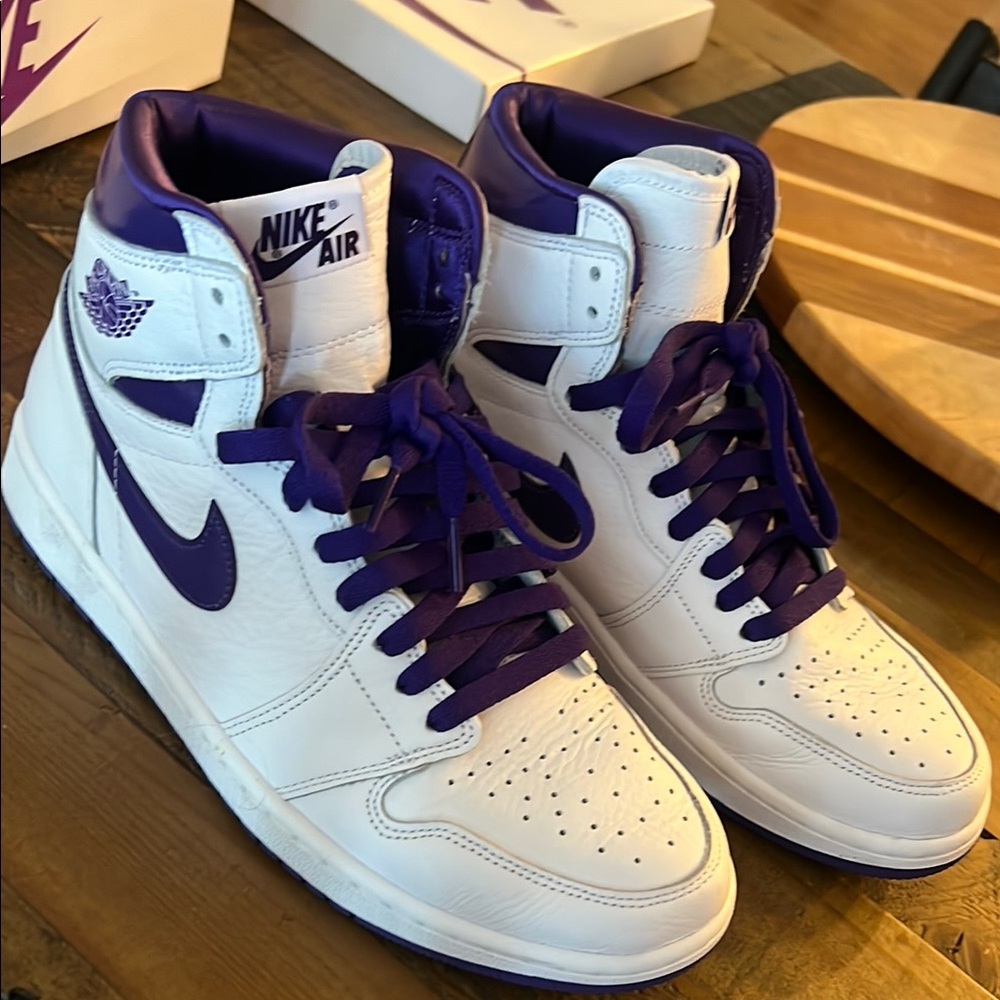 Nike Air Jordan 1 High Court Purple Sneakers